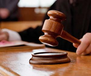 सिकरहना एसडीपीओ कानून के सिकंजे मे, न्यायिक प्रक्रिया में हस्तक्षेप पर कोर्ट ने लिया संज्ञान 