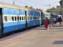 मुजफ्फरपुर-नरकटियागंज रेलखंड पर तीन जोड़ी ट्रेनों का परिचालन शुरू