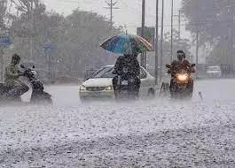 बिहार में तीन दिनों तक मूसलाधार बारिश के आसार, पूर्वी चंपारण सहित 18 जिलों में अलर्ट